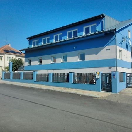 Manhattan Penzion Pisek  Exterior photo