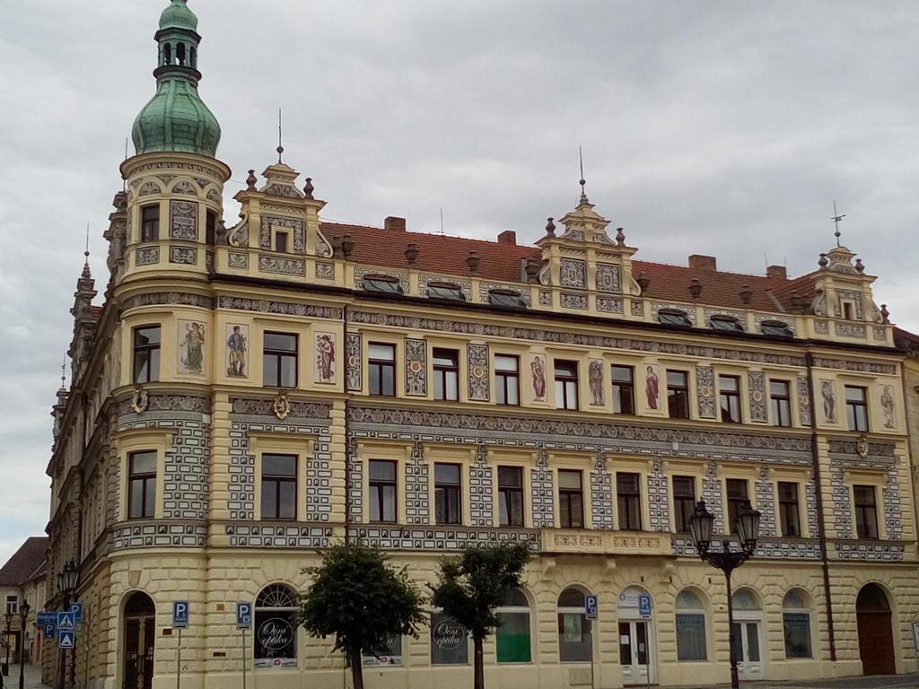 Manhattan Penzion Pisek  Exterior photo