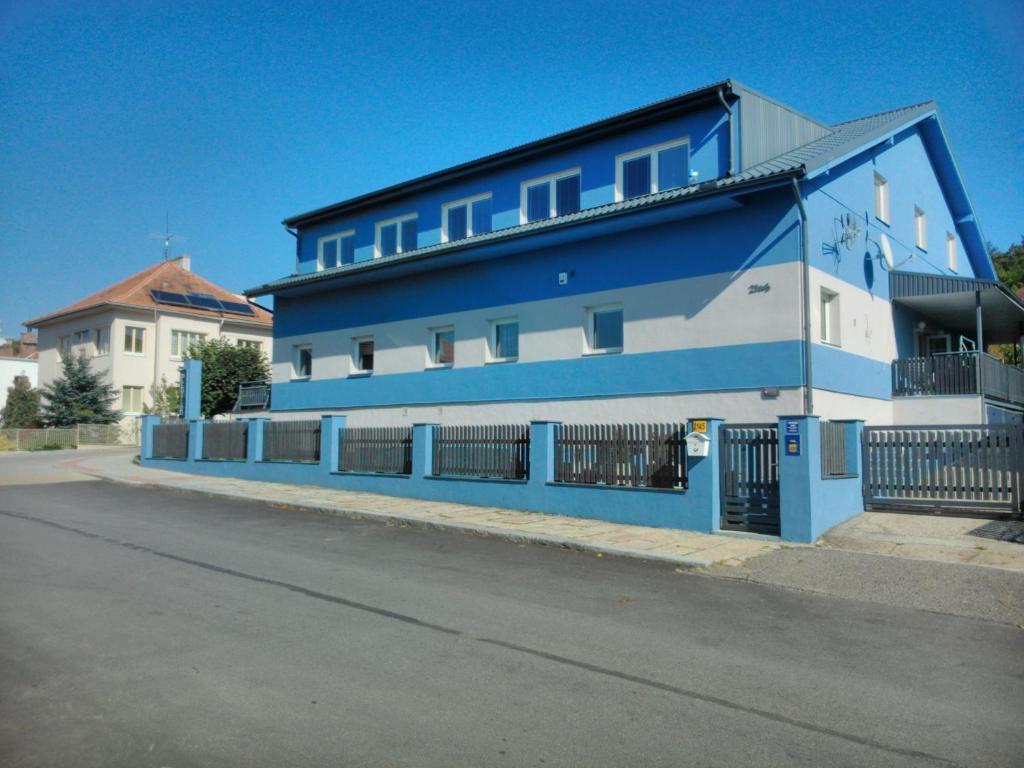 Manhattan Penzion Pisek  Exterior photo